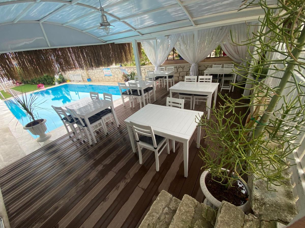 Alacati Eldoris Butik Hotel מראה חיצוני תמונה